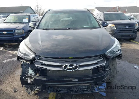 2017 Hyundai Santa Fe Sport 2.4L z USA, uszkodzony, nr VIN 5NMZU3LB9HH050837